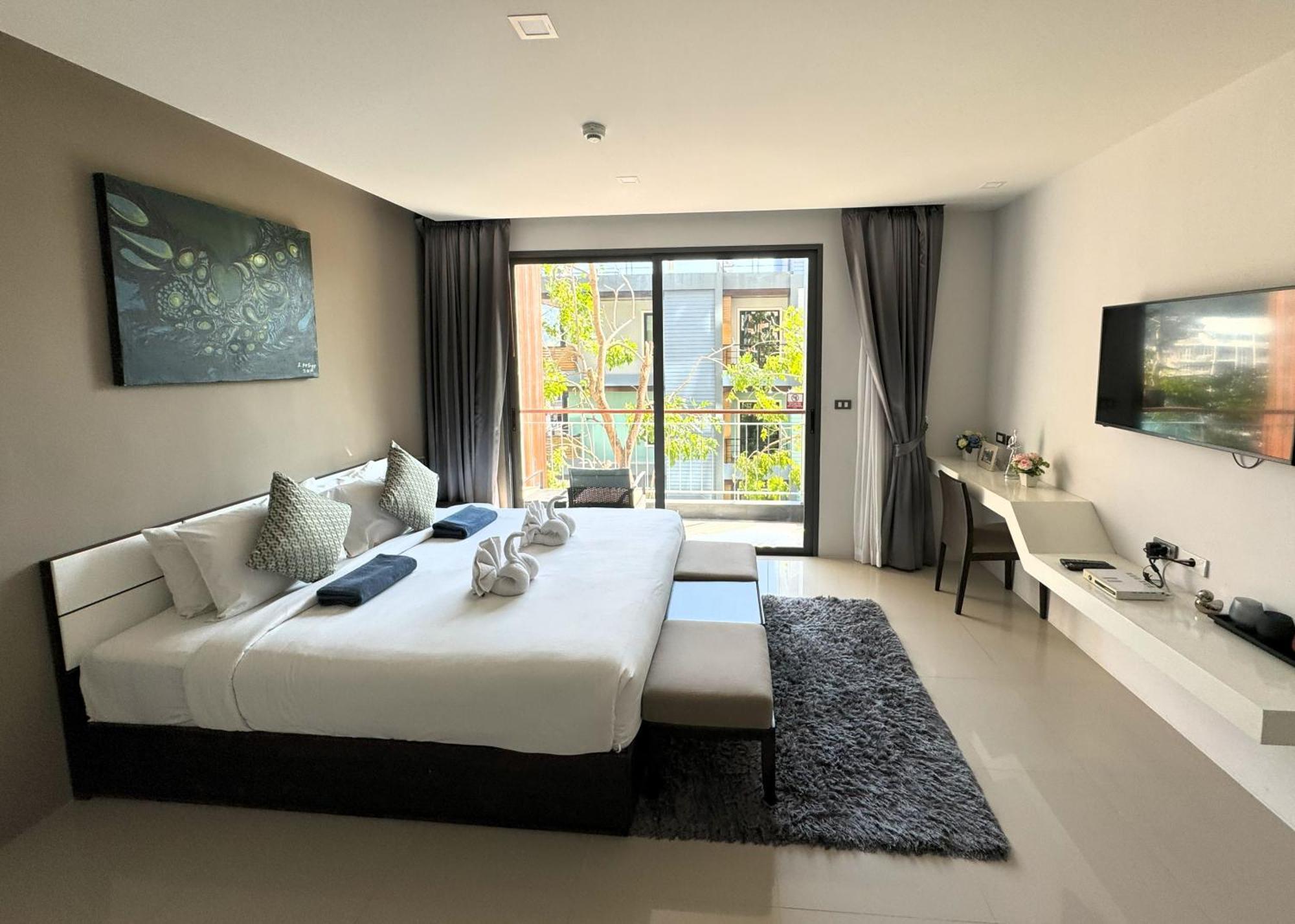 Private Apartment At Emerald Terrace Patong Ngoại thất bức ảnh