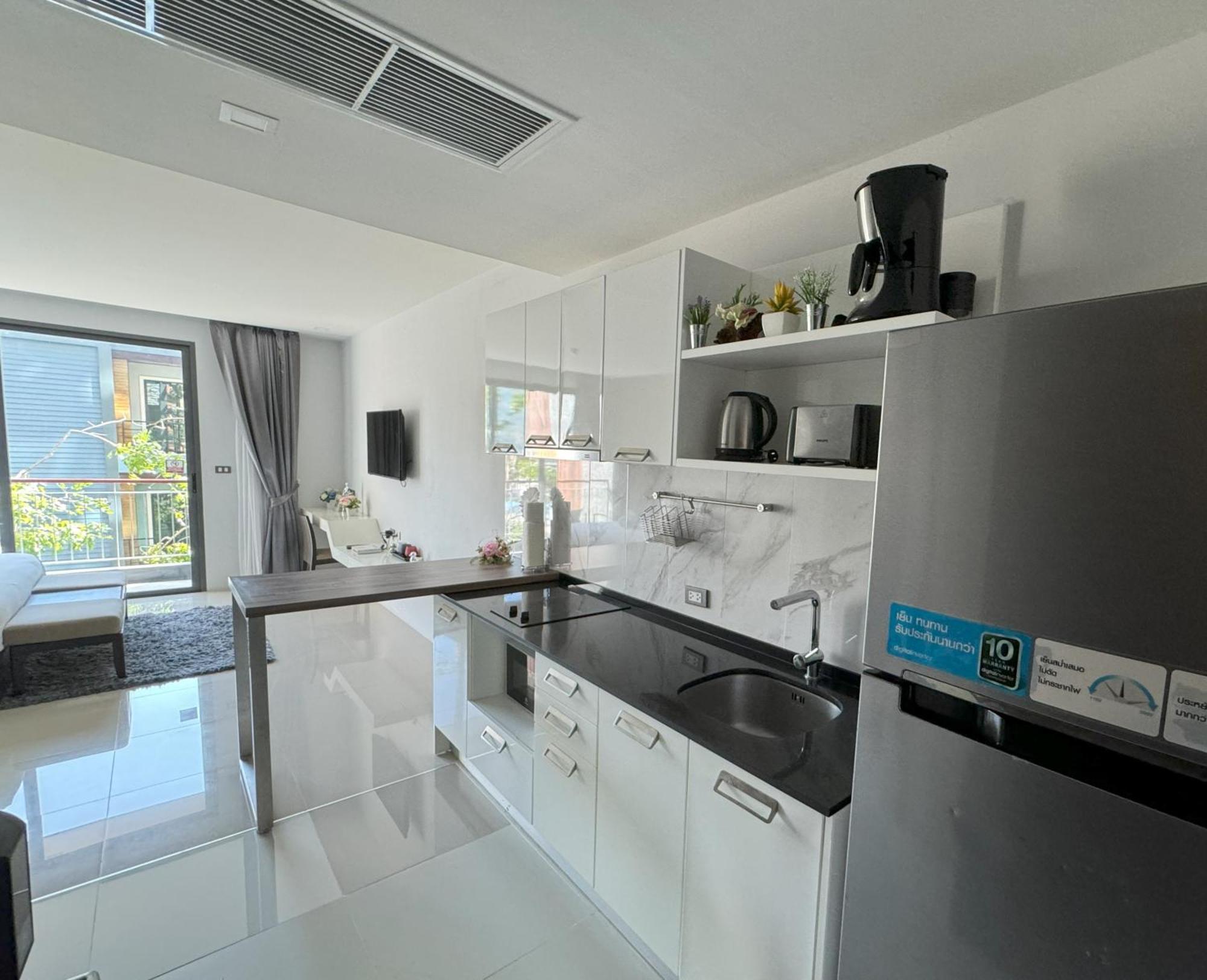 Private Apartment At Emerald Terrace Patong Ngoại thất bức ảnh