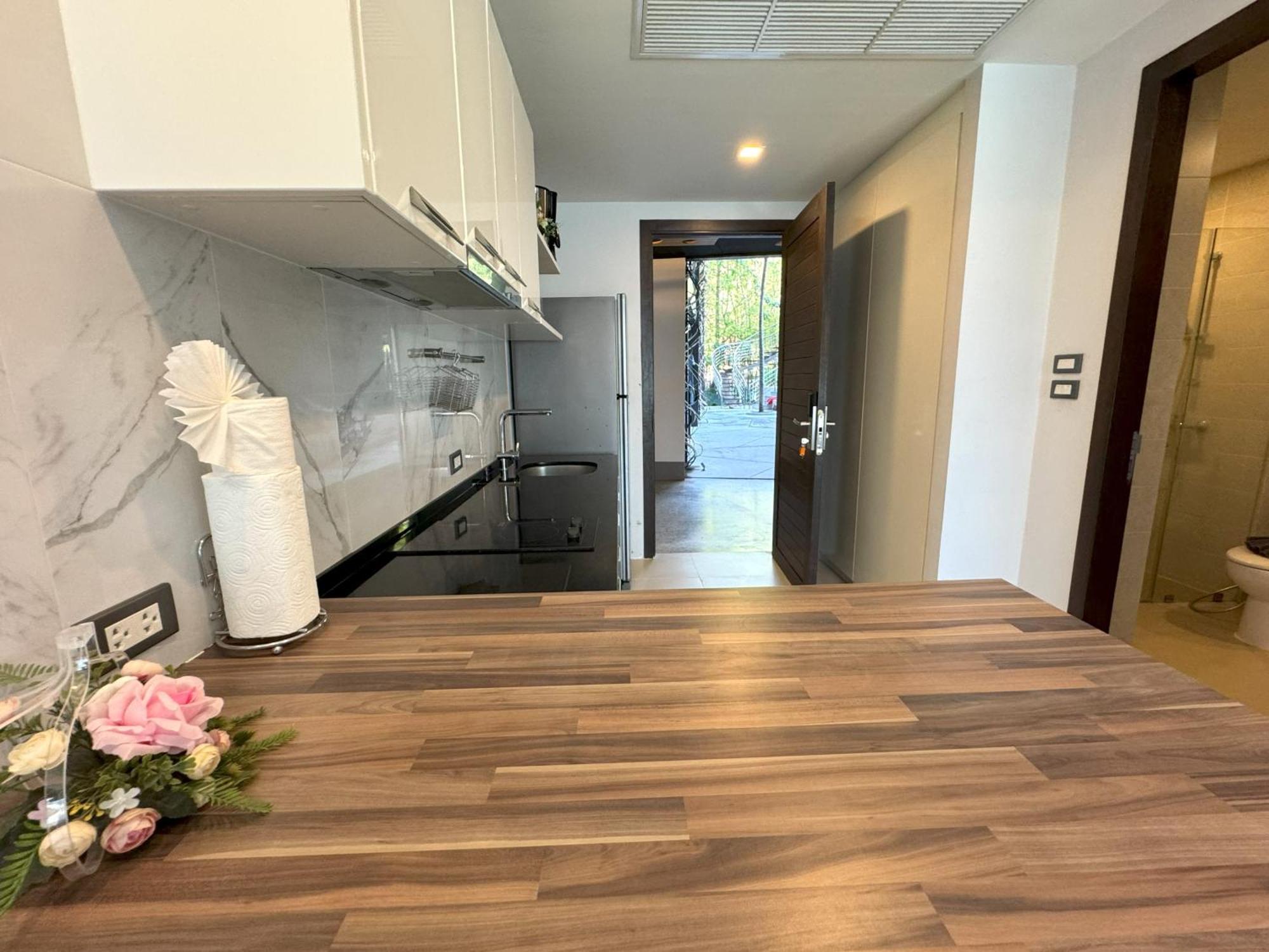 Private Apartment At Emerald Terrace Patong Ngoại thất bức ảnh