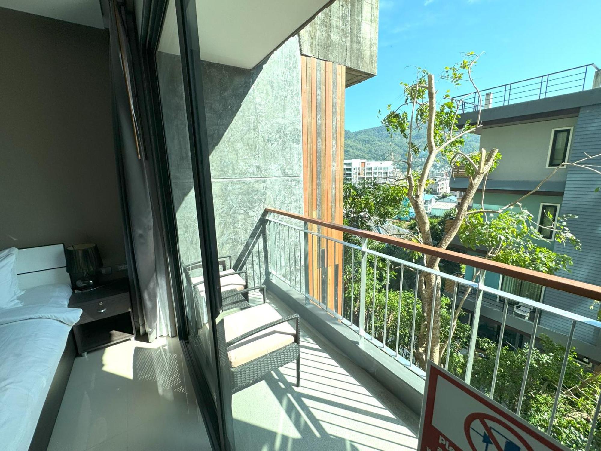 Private Apartment At Emerald Terrace Patong Ngoại thất bức ảnh