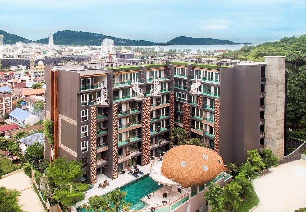 Private Apartment At Emerald Terrace Patong Ngoại thất bức ảnh