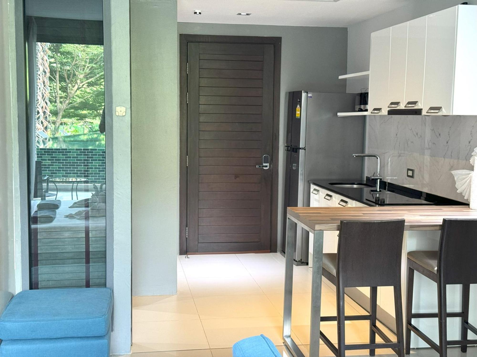 Private Apartment At Emerald Terrace Patong Ngoại thất bức ảnh