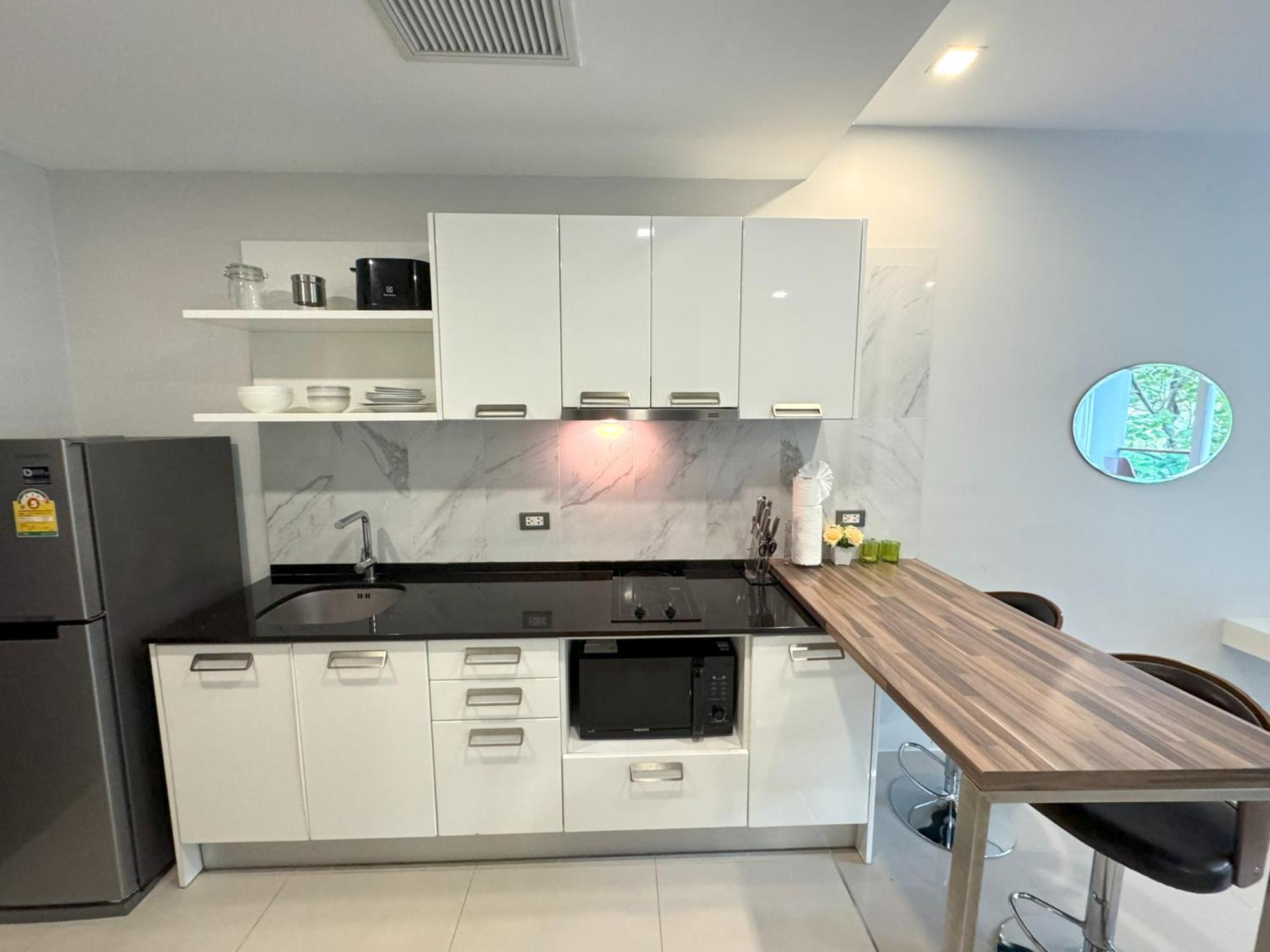 Private Apartment At Emerald Terrace Patong Ngoại thất bức ảnh