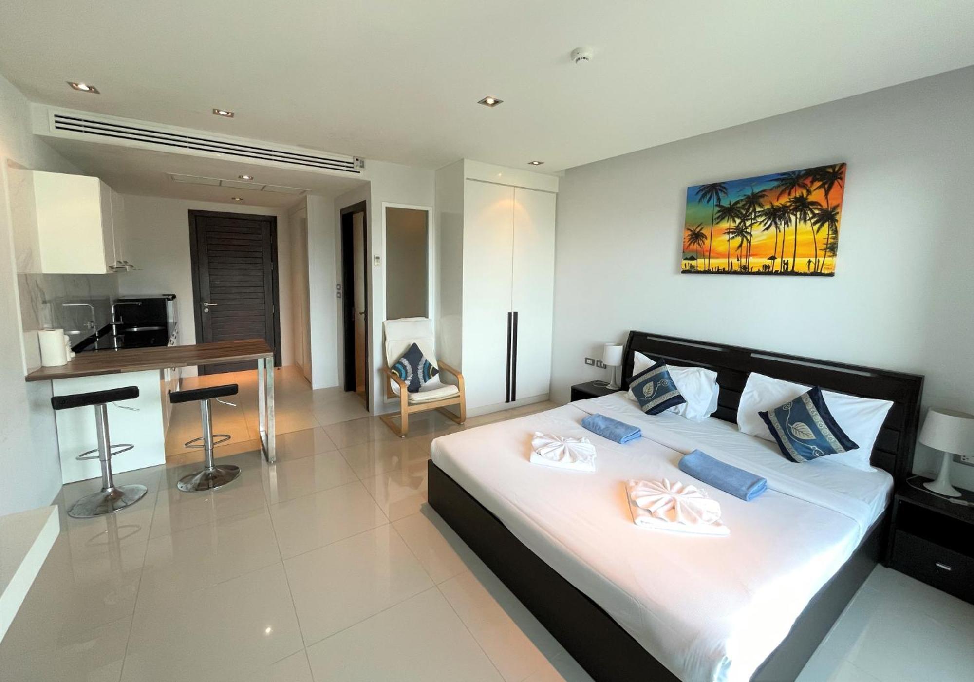 Private Apartment At Emerald Terrace Patong Ngoại thất bức ảnh