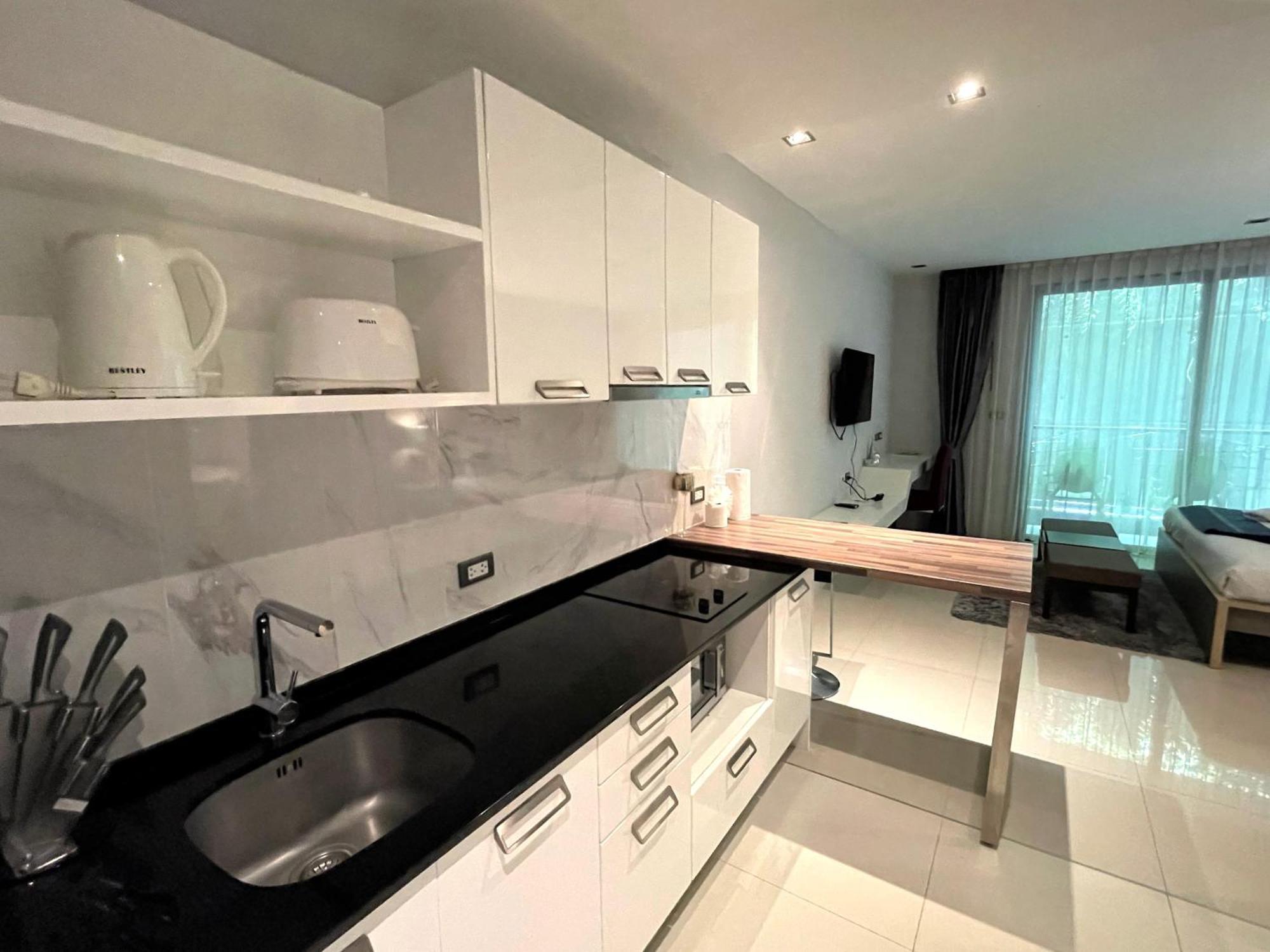 Private Apartment At Emerald Terrace Patong Ngoại thất bức ảnh